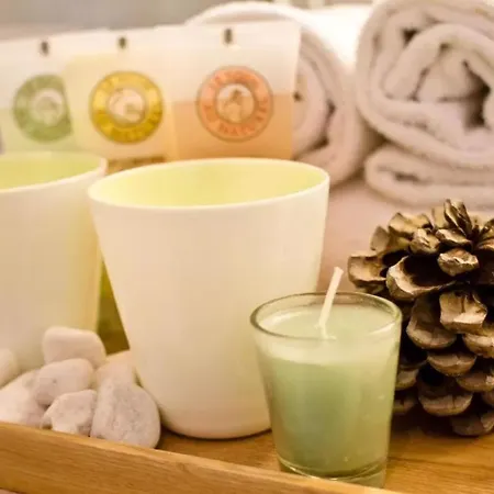 Les Capitouls Centre - Handwritten Collection 4*