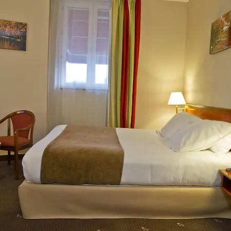 Les Capitouls Centre - Handwritten Collection 4* Toulouse