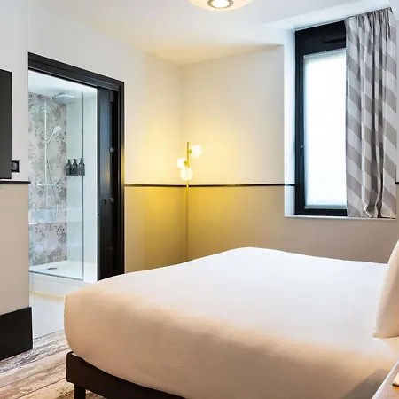 Les Capitouls Centre - Handwritten Collection 4* Toulouse