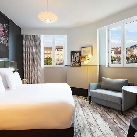 Les Capitouls Centre - Handwritten Collection Hotel