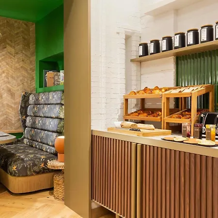 Les Capitouls Centre - Handwritten Collection 4* Toulouse