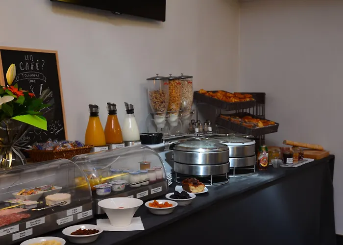 Les Capitouls Centre - Handwritten Collection 圖盧茲