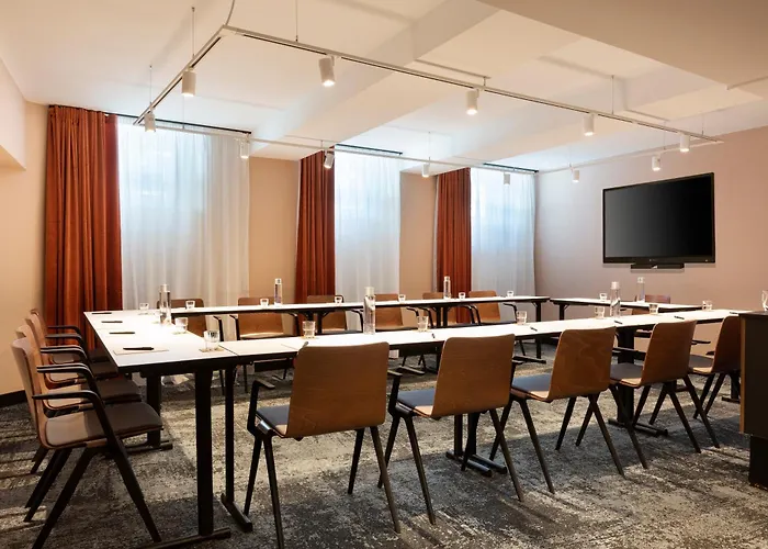 Les Capitouls Centre - Handwritten Collection 4* 圖盧茲