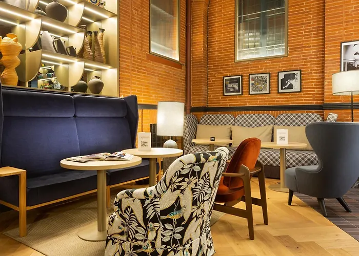 Отель Les Capitouls Centre - Handwritten Collection 4*