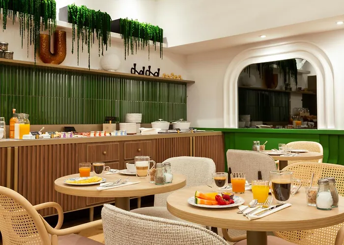 Les Capitouls Centre - Handwritten Collection 4*