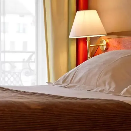 Centre Les Capitouls Hotel