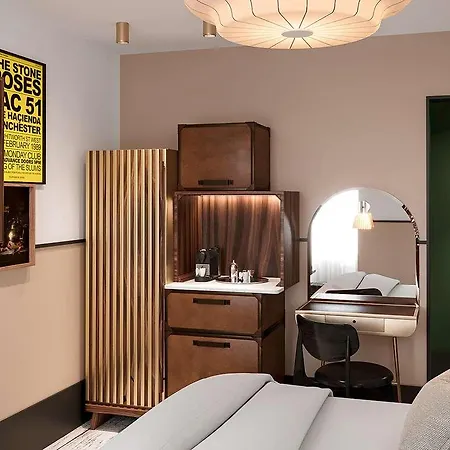 Centre Les Capitouls Hotel