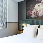 Les Capitouls Centre - Handwritten Collection 4*